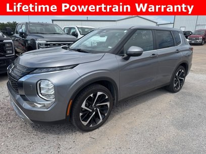 Used 2023 Mitsubishi Outlander SE