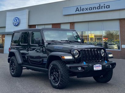 Used 2023 Jeep Wrangler Unlimited w/ Sun & Screen Package