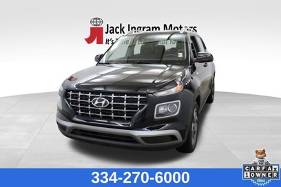 Used 2023 Hyundai Venue SEL