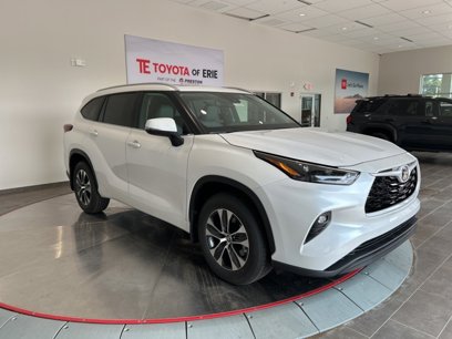 New 2025 Toyota Highlander XLE