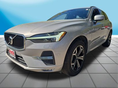 Used 2022 Volvo XC60 B5 Momentum w/ Climate Package