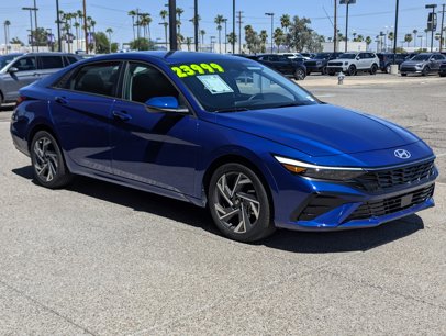 Used 2025 Hyundai Elantra Limited