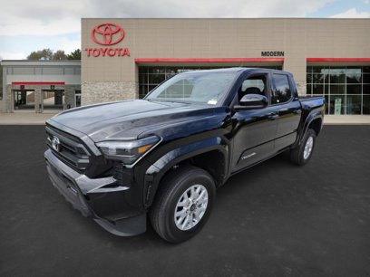 New 2025 Toyota Tacoma SR5