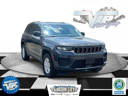Certified 2022 Jeep Grand Cherokee Laredo w/ Luxury Tech Group I