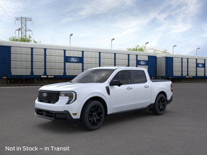 New 2025 Ford Maverick Lariat w/ Black Appearance Package