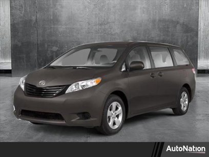 Used 2013 Toyota Sienna SE