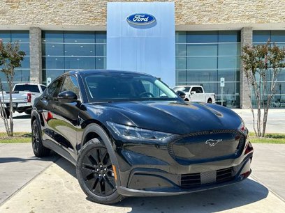 New 2025 Ford Mustang Mach-E Select w/ Comfort Package Lite