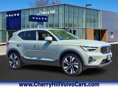 Certified 2025 Volvo XC40 B5 Plus w/ Climate Package