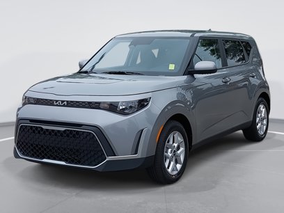 New 2025 Kia Soul LX w/ LX Technology Package