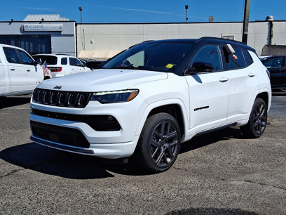 New 2025 Jeep Compass Limited w/ High Altitude Package