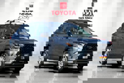 New 2025 Toyota Corolla Cross LE
