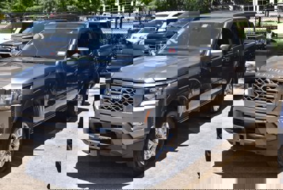 Used 2022 Nissan Frontier SV