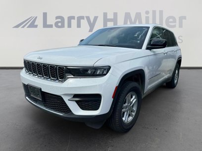 Used 2023 Jeep Grand Cherokee Laredo