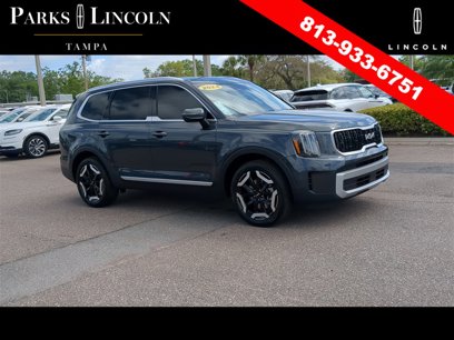Used 2024 Kia Telluride EX w/ EX Captain's Chair Package
