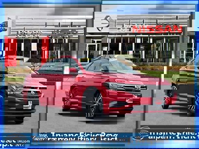 Used 2021 Volkswagen Jetta SE w/ SE Cold Weather Package