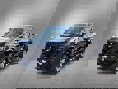 New 2025 Toyota Tacoma SR