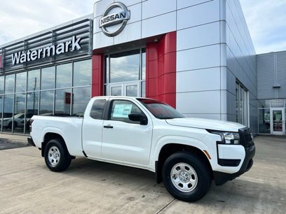 New 2025 Nissan Frontier S