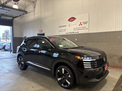 New 2025 Nissan Kicks SR w/ SR Premium Package