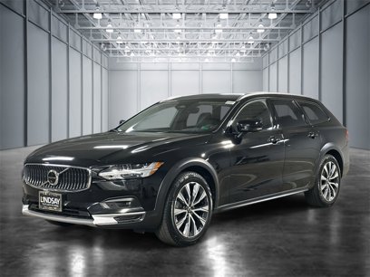 Used 2023 Volvo V90 B6 Cross Country Plus