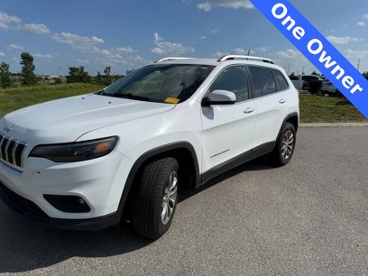 Used 2019 Jeep Cherokee Latitude Plus w/ Comfort/Convenience Group