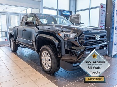 New 2025 Toyota Tacoma SR5