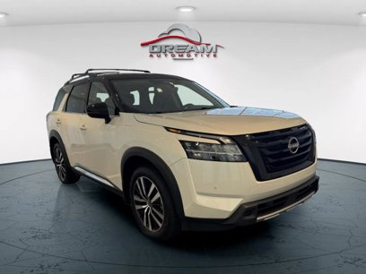 Used 2023 Nissan Pathfinder Platinum