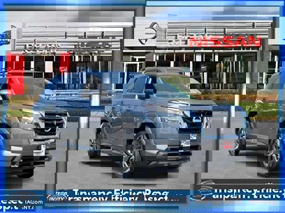 Certified 2022 Nissan Pathfinder SV