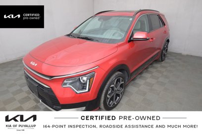 Used 2024 Kia Niro EX Touring