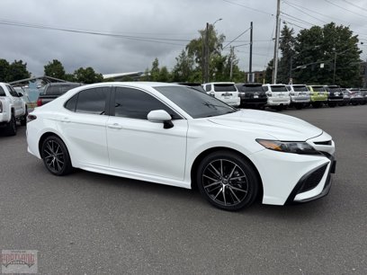 Used 2024 Toyota Camry SE
