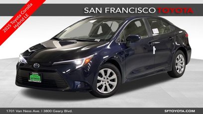 New 2025 Toyota Corolla LE
