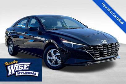 Certified 2023 Hyundai Elantra SE