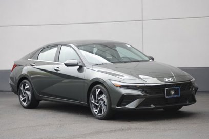 New 2025 Hyundai Elantra Limited