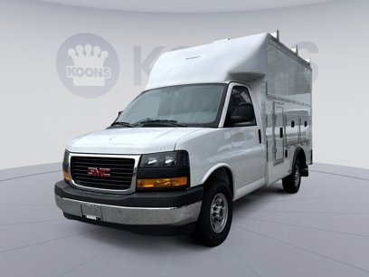 New 2025 GMC Savana 3500 w/ Power Convenience Package