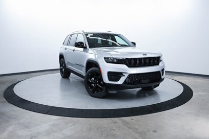New 2025 Jeep Grand Cherokee Altitude