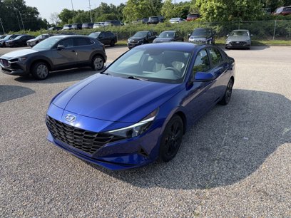 Used 2023 Hyundai Elantra SEL