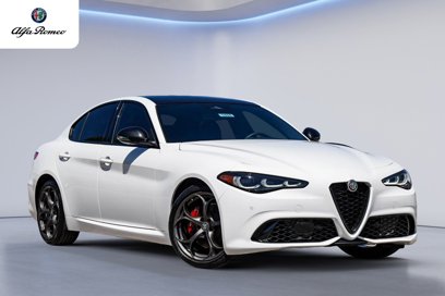 New 2025 Alfa Romeo Giulia w/ Driving Assist Package