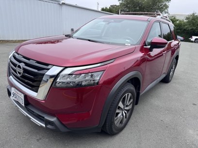 Certified 2023 Nissan Pathfinder SL