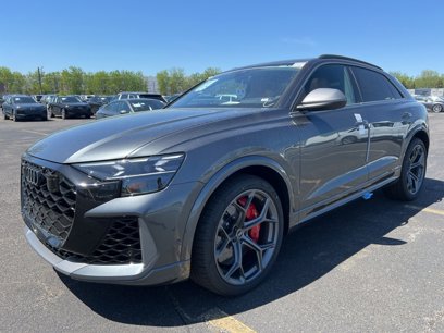 New 2025 Audi RS Q8 performance