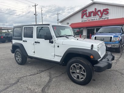 Used 2015 Jeep Wrangler Unlimited Rubicon w/ Connectivity Group