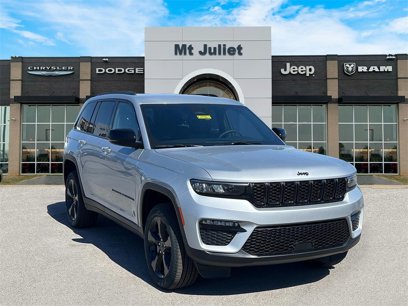 New 2025 Jeep Grand Cherokee Limited w/ Black Appearance Package