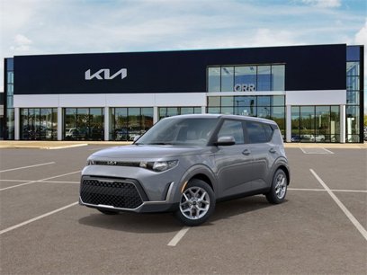 New 2025 Kia Soul LX
