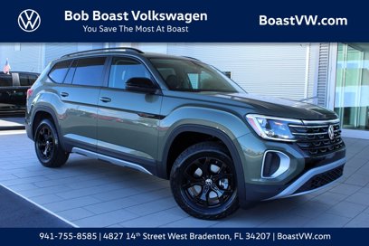 New 2025 Volkswagen Atlas Peak Edition SE