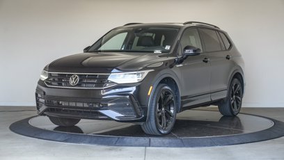Used 2023 Volkswagen Tiguan SE R-Line
