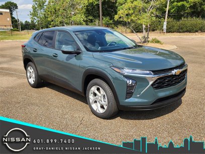 Used 2025 Chevrolet Trax LS w/ LS Convenience Package