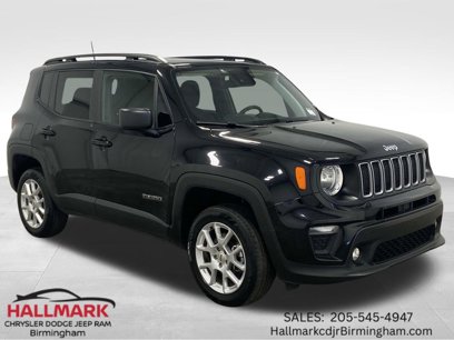 Used 2023 Jeep Renegade Latitude w/ Sun & Fun Group