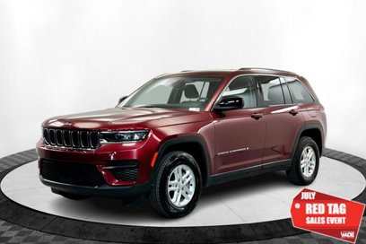 Used 2023 Jeep Grand Cherokee Laredo