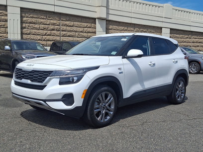 Certified 2023 Kia Seltos LX