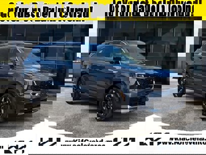New 2025 Kia Sorento S