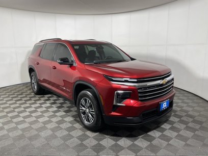 Used 2024 Chevrolet Traverse LT w/ Trailering Package