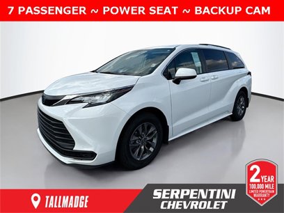 Used 2022 Toyota Sienna LE